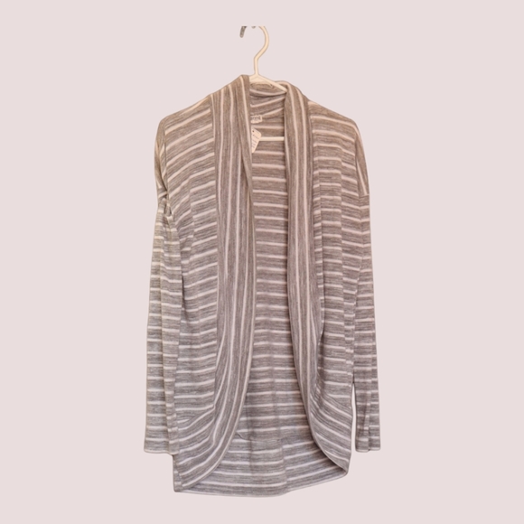 🎊3 FOR $10  ARDENE WOMENS L/G WHITE & GREY STRIPED CARDIGAN - Picture 3 of 5